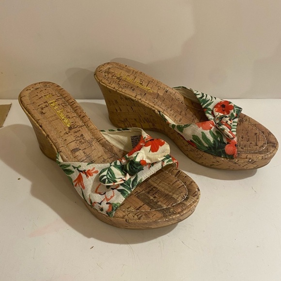 Hot Tomato Cork Wedge Sandals size 9 /12 M (KC) - Picture 2 of 16